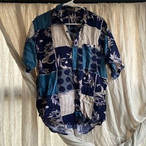 *BOGO Thumbs up for him vintage Men’s S button up short sleeve top blue printed